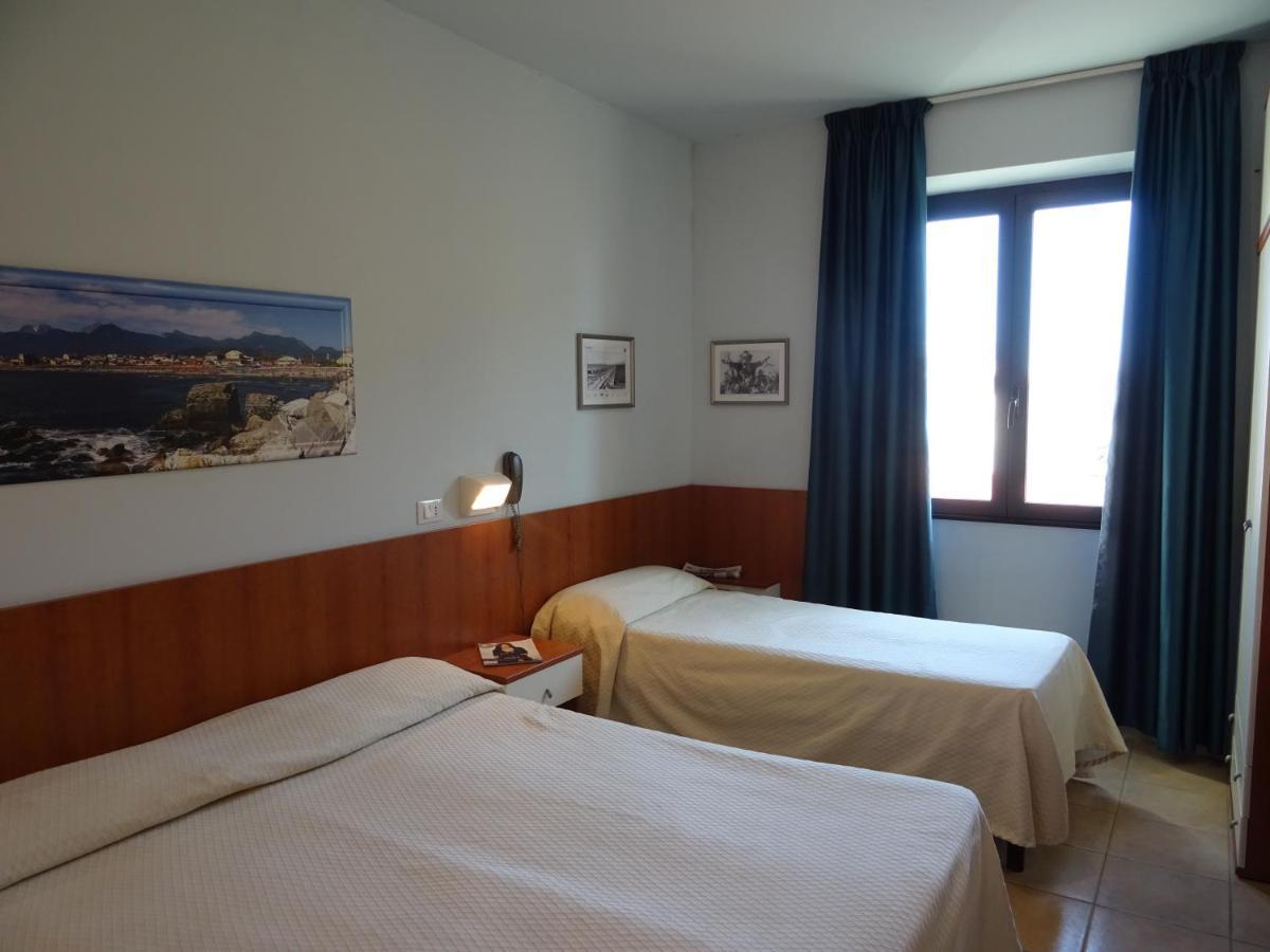 Dependance Dell'Hotel Sole E Mare Lido di Camaiore Ngoại thất bức ảnh