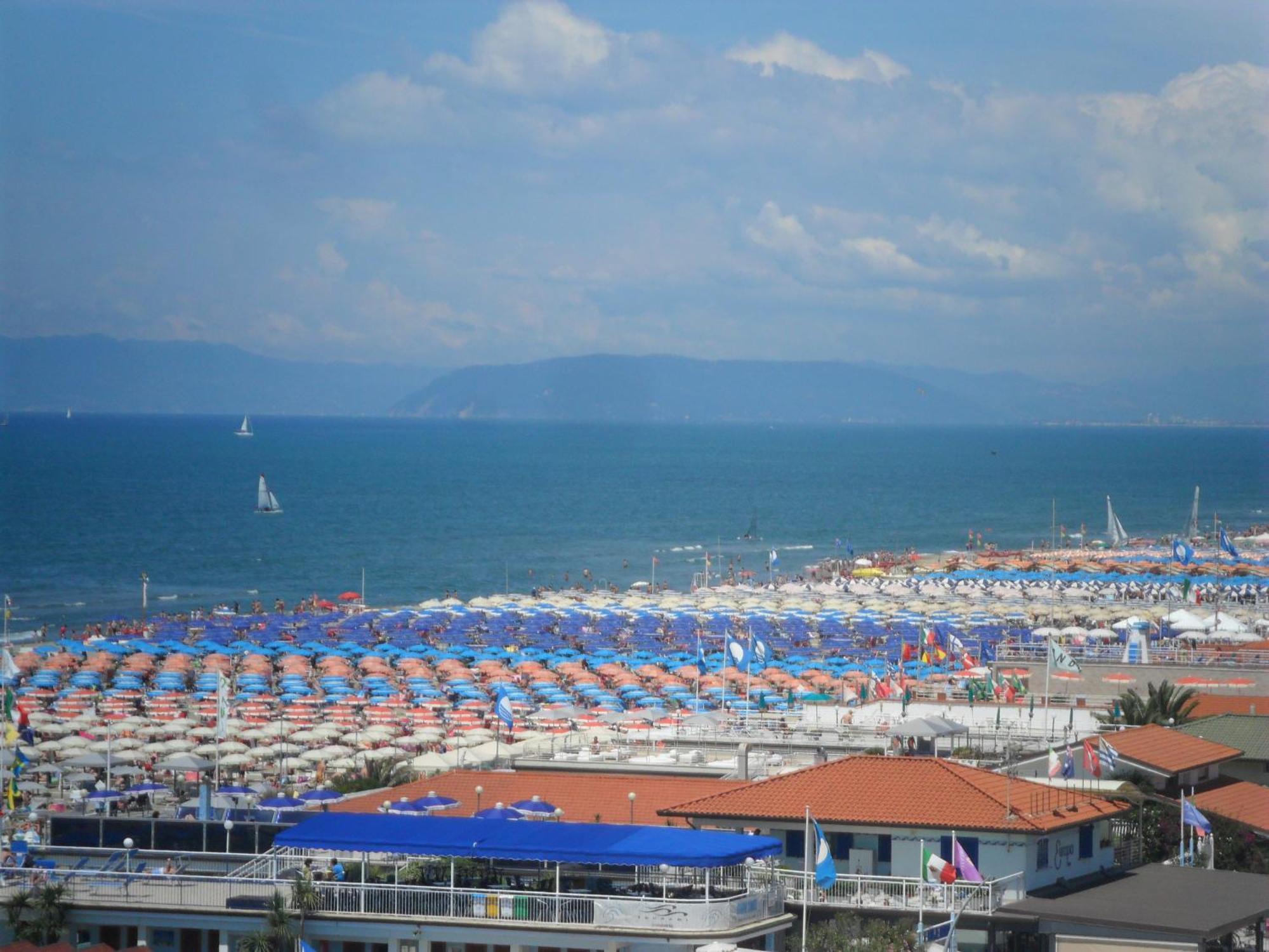 Dependance Dell'Hotel Sole E Mare Lido di Camaiore Ngoại thất bức ảnh